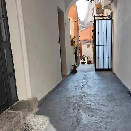 Old Town Mizzica アパート カターニア